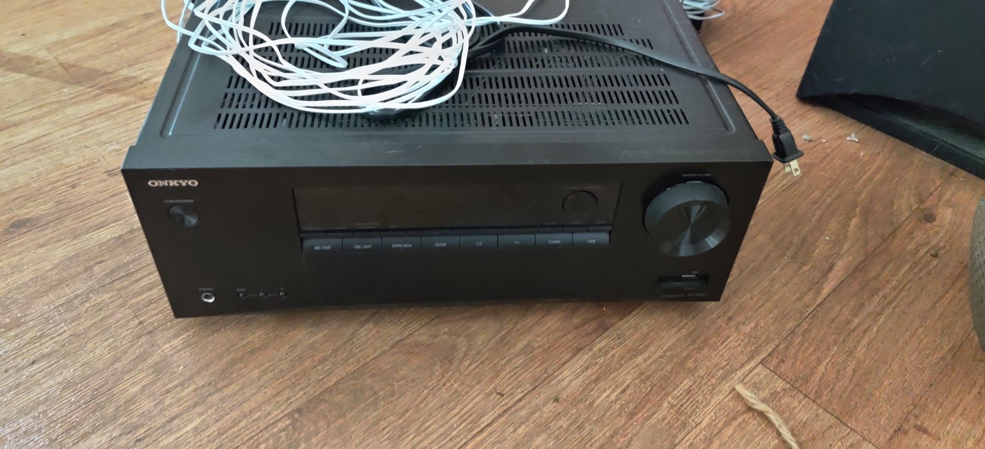 Onkyo HTR397 5.1 surround system for Sale in Clermont, FL OfferUp