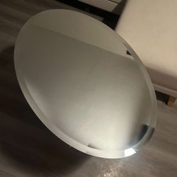 Medicine cabinet with mirror (25e)