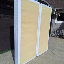 Cal King Size Box Springg 
