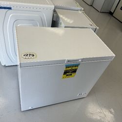New Chest Freezer Deep White in Box Full Warranty * IN STOCK NOW!