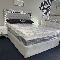 Queen Bed Set 