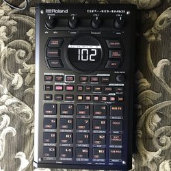 Roland Sp 404 Mk2