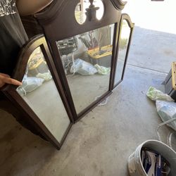 Tri-fold Mirror