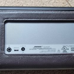 Bose Soundlink II Bluetooth Speaker With Adapter. Pick Up Only 