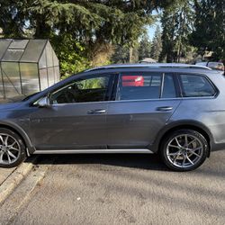 2019 Volkswagen Golf Alltrack