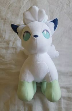 Super Rare!! Alolan white Vulpix build a bear