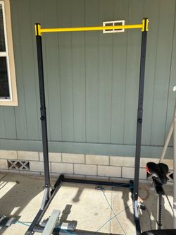 Pull Up Bar