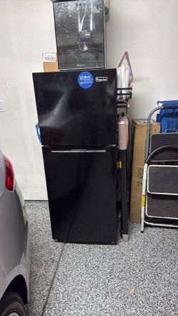 Apartment size fridge