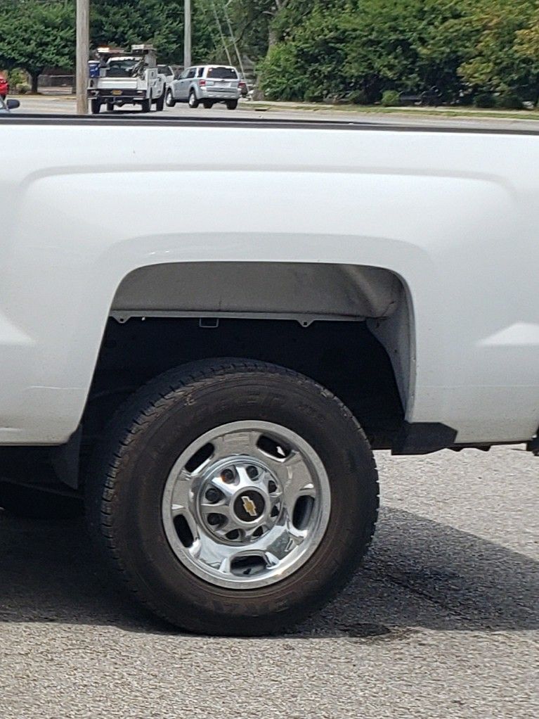 Chevy Silverado 2500hd wheels tires