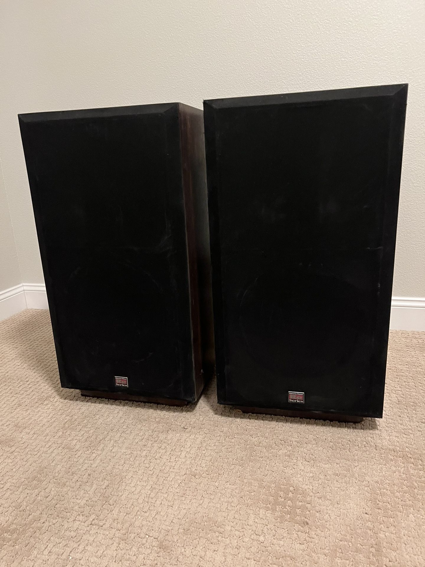 Cerwin Vega Floor Speakers for Sale in Gilbert, AZ OfferUp