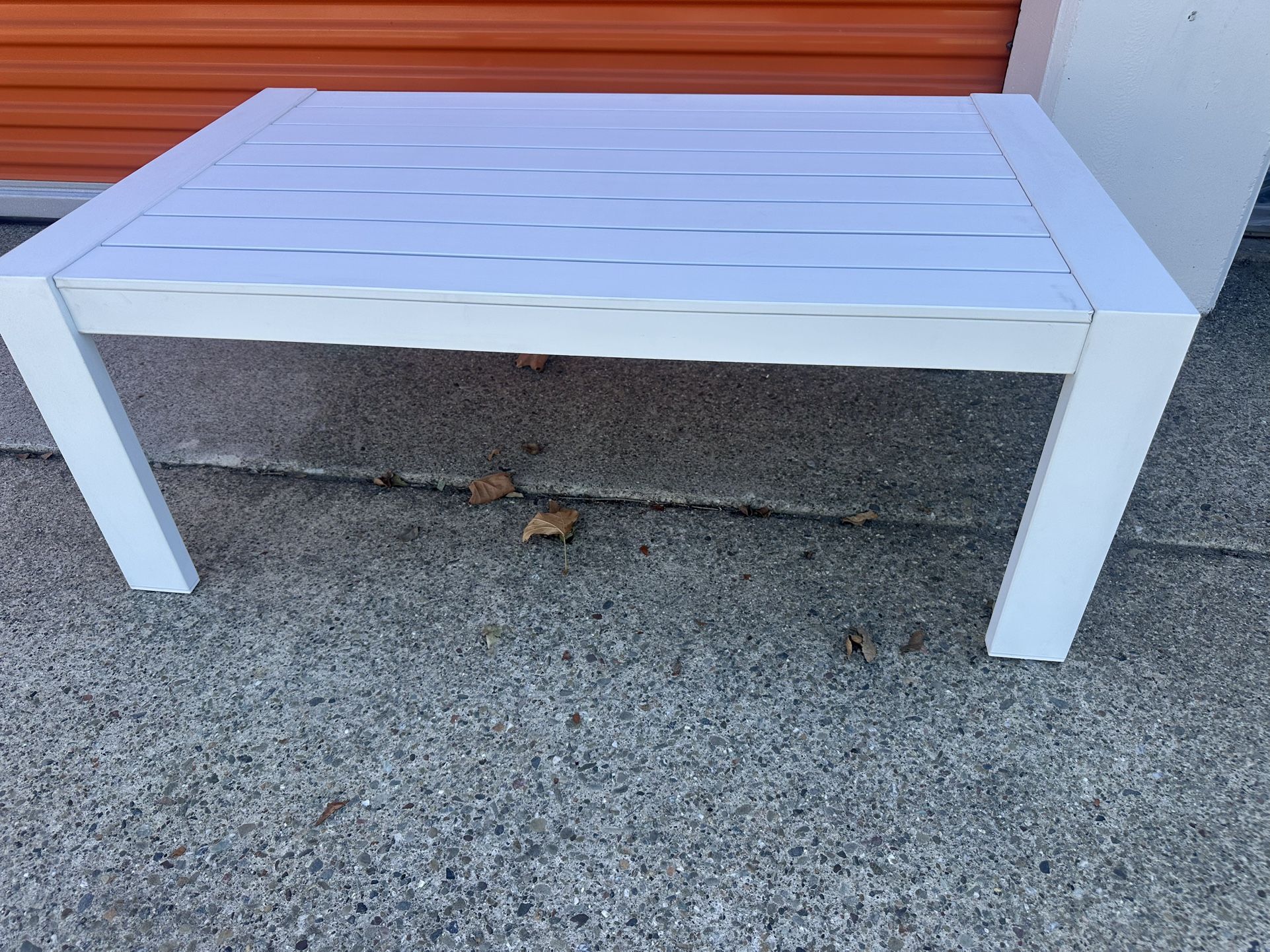 New Outdoor Patio Furniture White Coffee Table