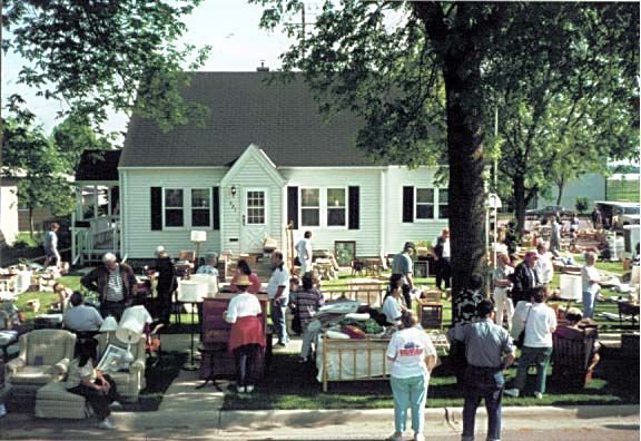 ESTATE SALE ..... 908 Garfield Place Danville Illinois 61832 June 5 Saturday only 8 AM to 5 PM Don’t call or text just come over