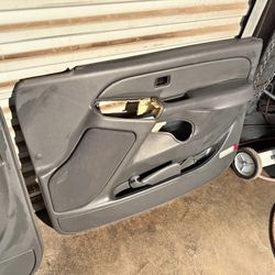 99-07 Chevy Silverado gmc sierra charcoal grey door panels