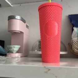 Starbucks Dragun Fruit Tumbler