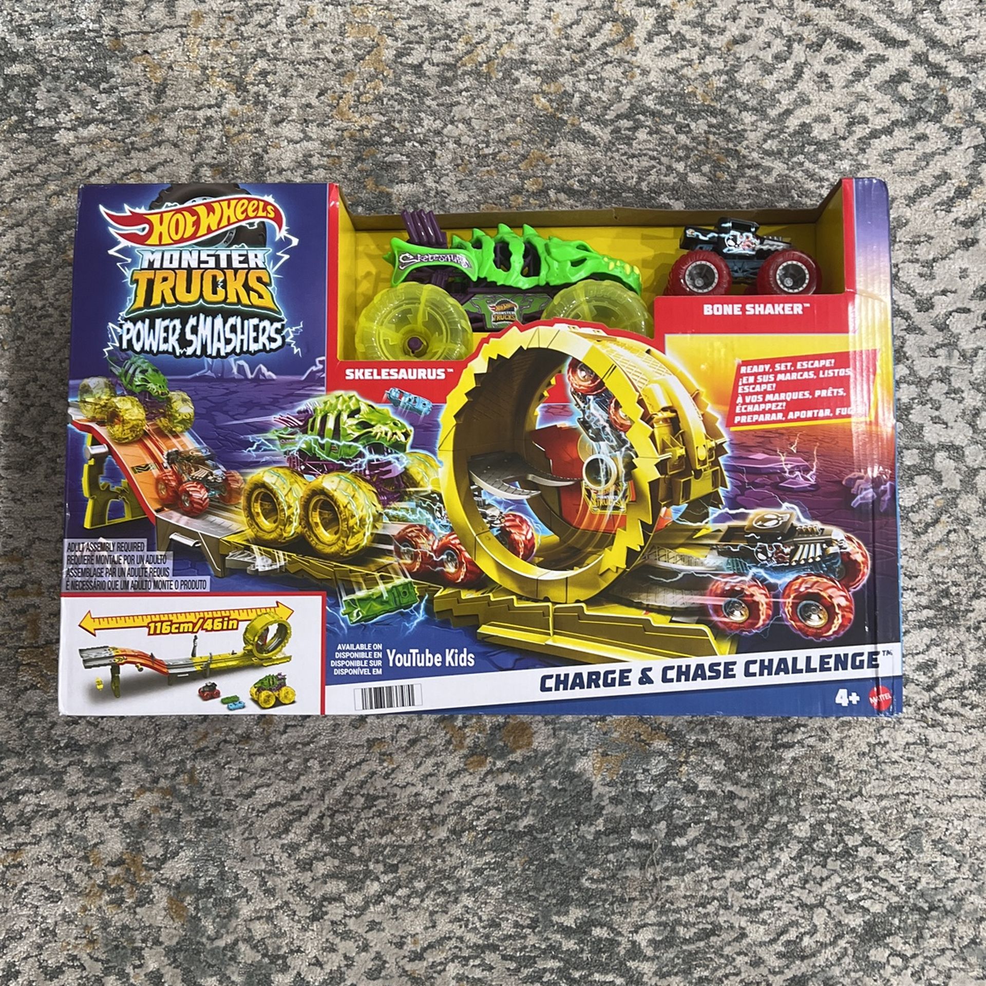 Hot Wheels Monster Trucks Race and Chase Challenge Playset