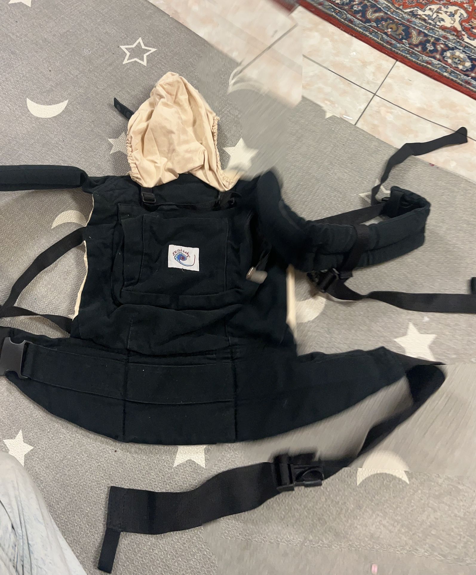 Ergo baby carrier