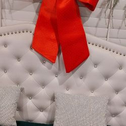 Christmas Decorations A V A I L A B L E  N O T  F R E E