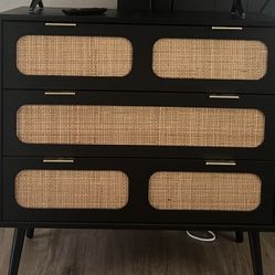 Black Dresser With 5 Drawers