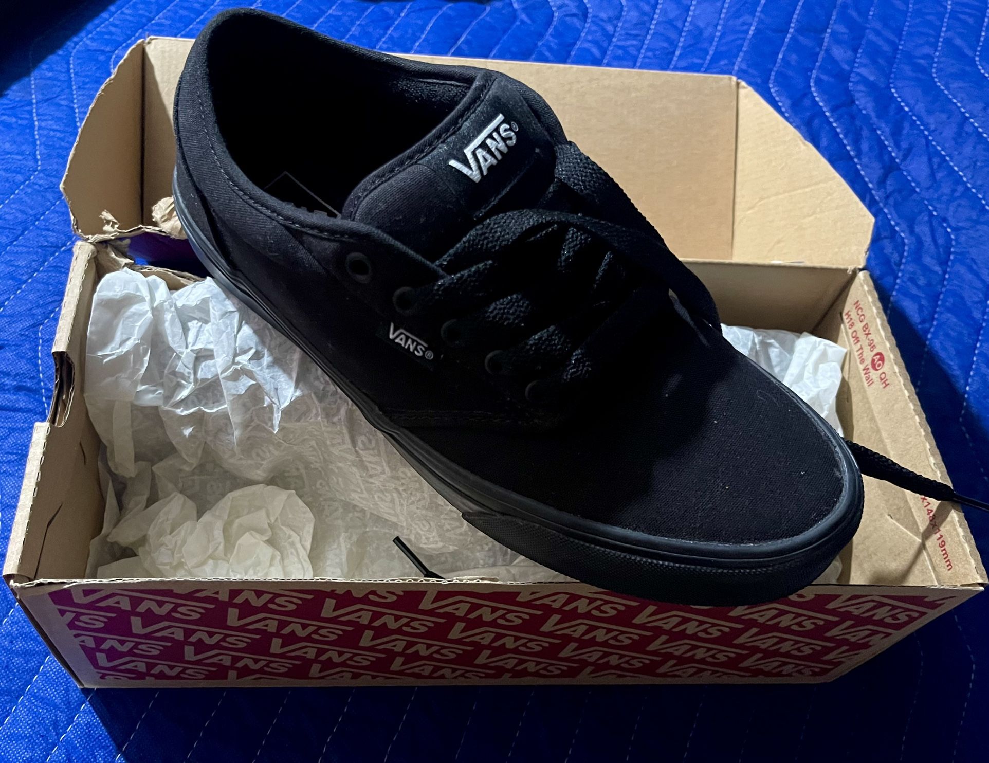 VANS Atwood - Black, Size 8.5 (BRAND NEW)