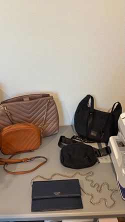 Purses / crossover bags