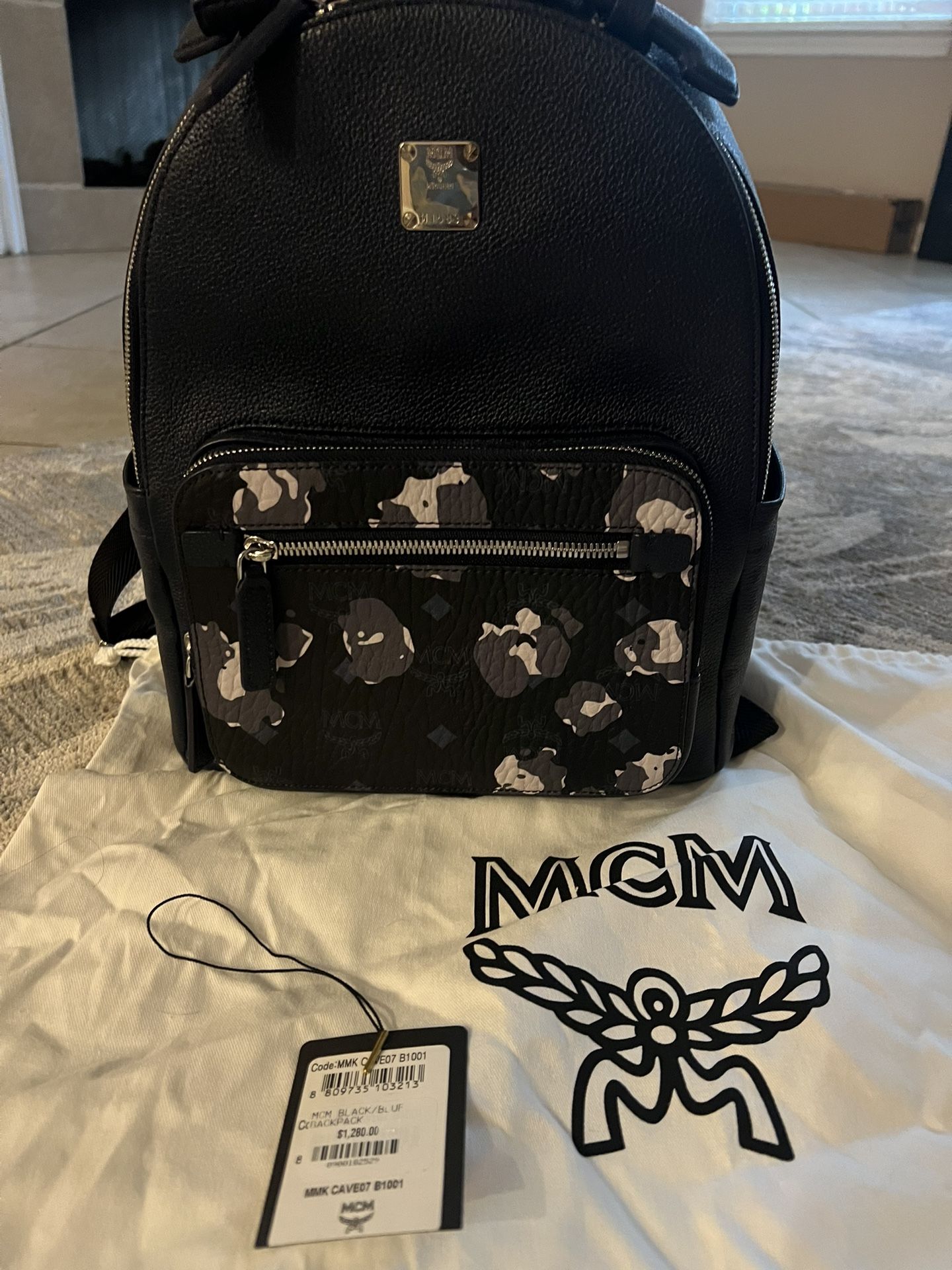 MCM CAVE07 BLACK BACKPACK