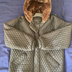 Nice Very Warm Quilted Winter Jacket With Warm Faux Fur Hoodie - Women’s