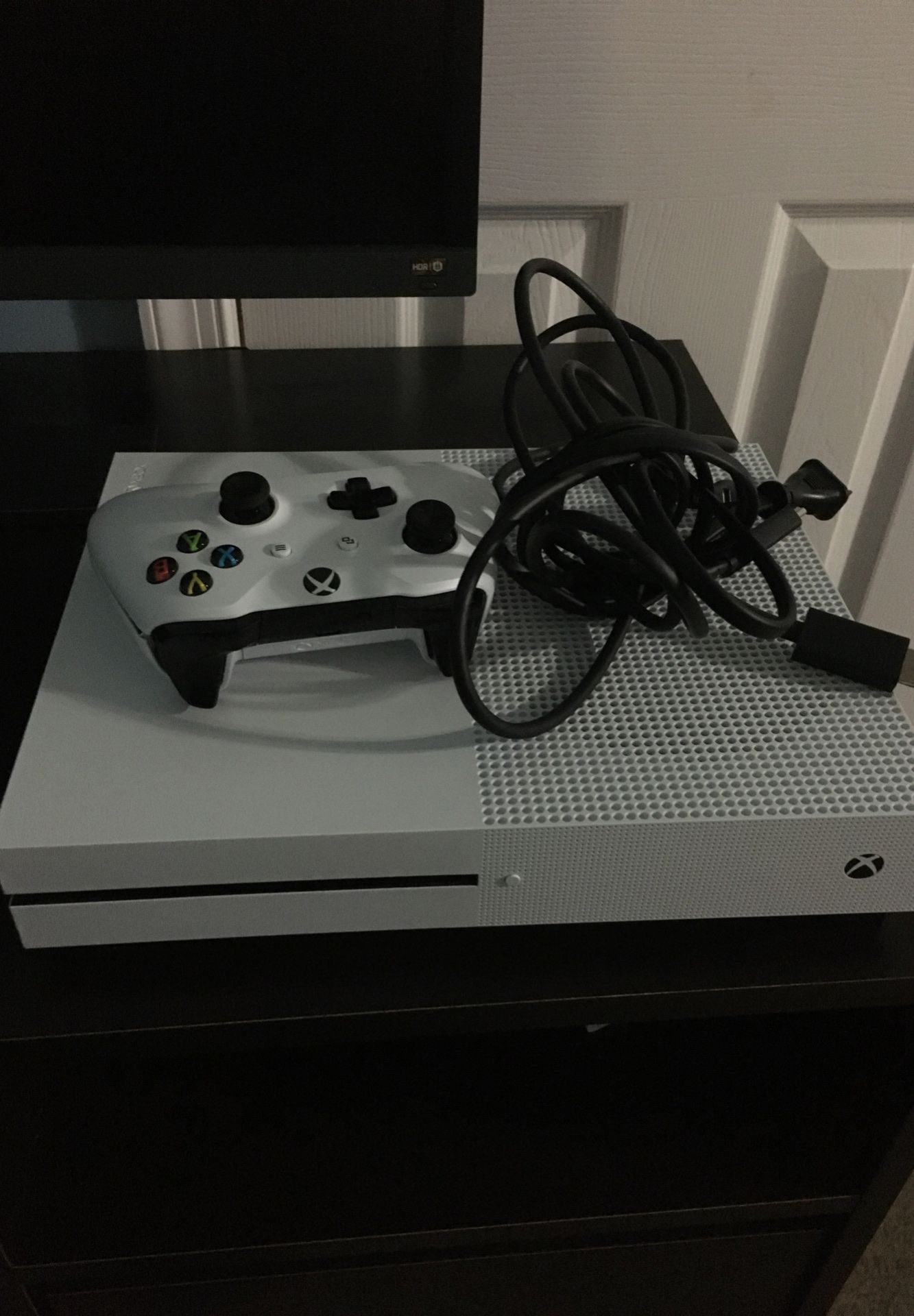 Xbox One S