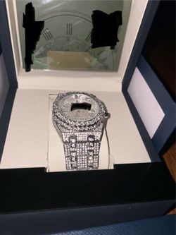 Luxury Moissanite watch