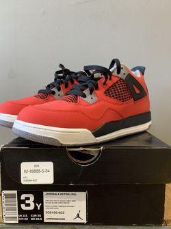 Jordan 4s Toros 3Y (PS)