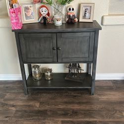 Nice World Market End Table