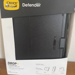 OtterBox Defender Series Case for the iPad Air 13-inch (M2)