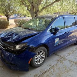 2021 Chrysler Voyager