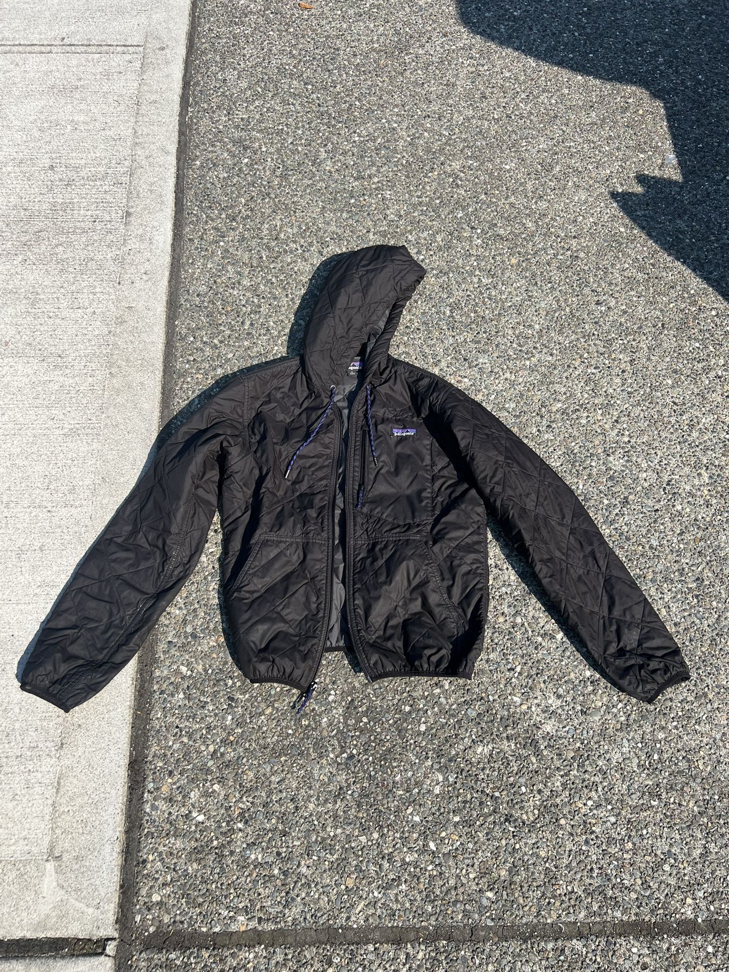 Patagonia Xs Hooded Rainproof Jacket 