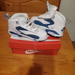 Nike Jordan  23  Size 9  Kids