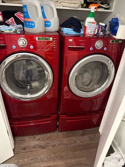 LG WASHER AND DRYER