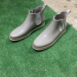 Women’s Rain boats Size 11