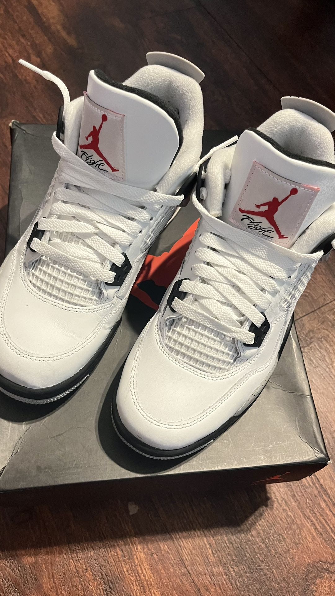 Jordan 4 White Cement  (Size 6Y)