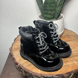 Toddler Boots size 7