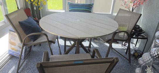 Outdoor High Table Set