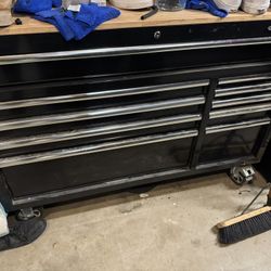 52” Husky Tool Box