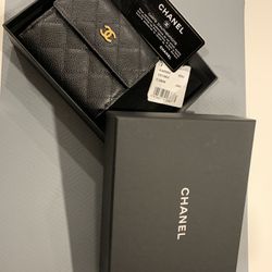 Women Chanel Short Wallet