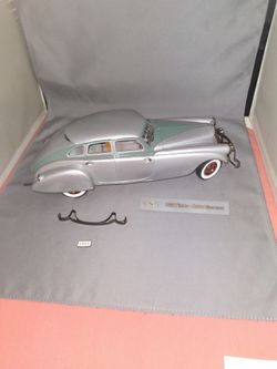 1933 Pierce Arrow Silver Metal Car