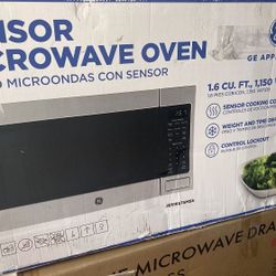 GE Appliances Sensor Microwave Oven 