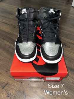 Size 7 Womens - Jordan 1 Retro High