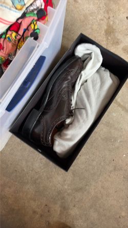 Allen Edmonds dress shoes size 10