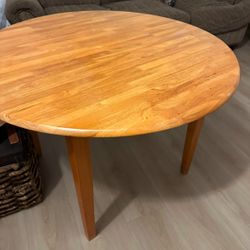 wooden table 