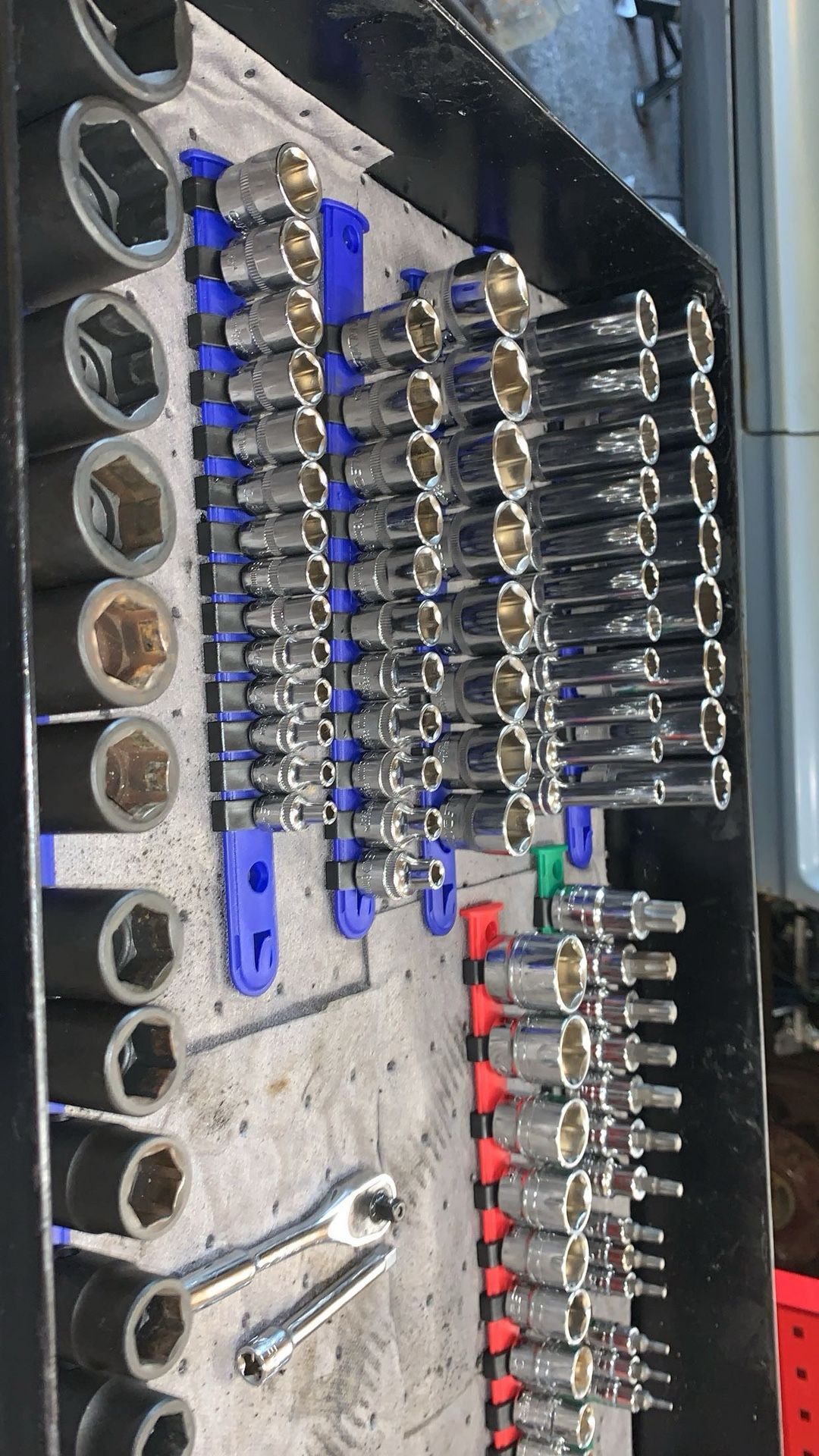 Carlyle Tool Set