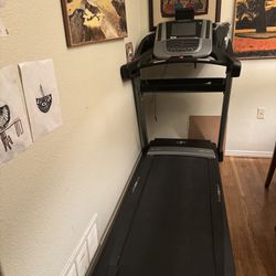 NordicTrack 1650 Treadmill 