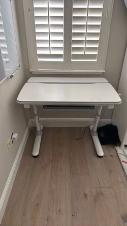 Kids Study Desk- 2 @25 each