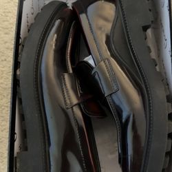 Men's leather shoes